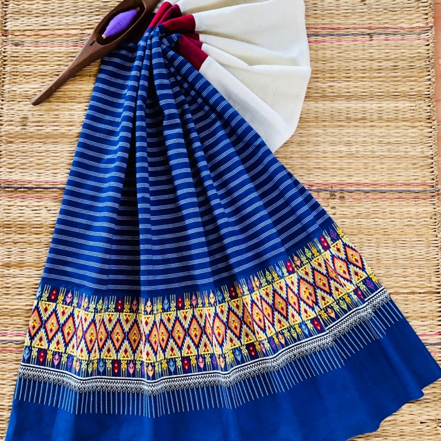 ผ้าซิ่นตีนจกแม่แจ่ม 2 2 1